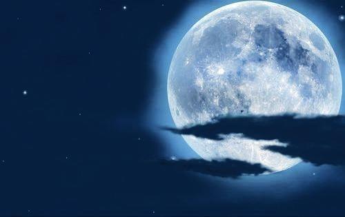 月夜杜甫赏析（月夜杜甫的意象和意境）